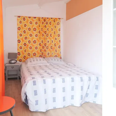 Dom wakacyjny Maison Renovee Proche Centre-ville - 5 Personnes *