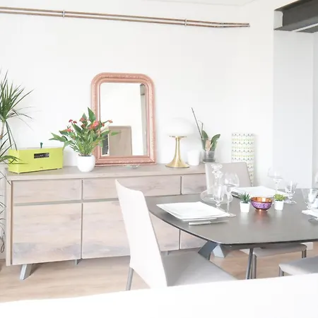 Maison Renovee Proche Centre-ville - 5 Personnes *